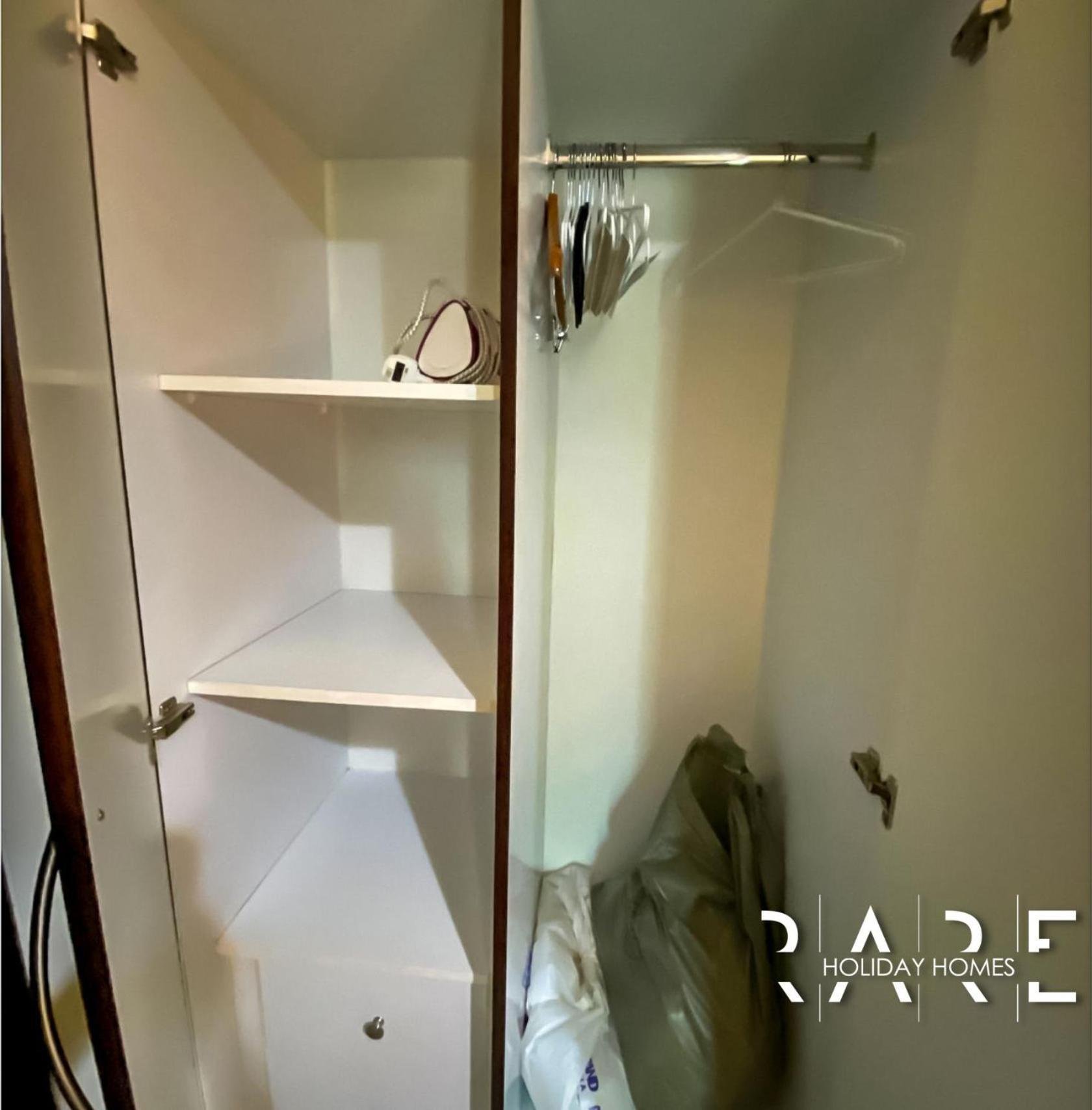 Rare - Jumeirah Village Circle - La Riviera Estates A - R318 Apartment